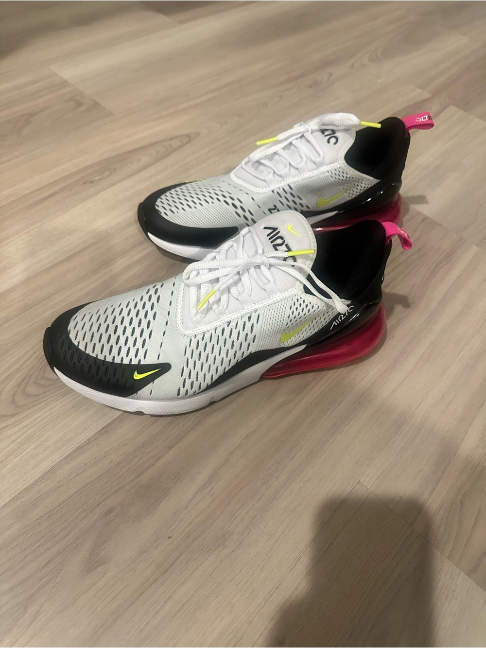 Nike Men’s White/Black/Pink/Yellow Air Max 270 Sneakers